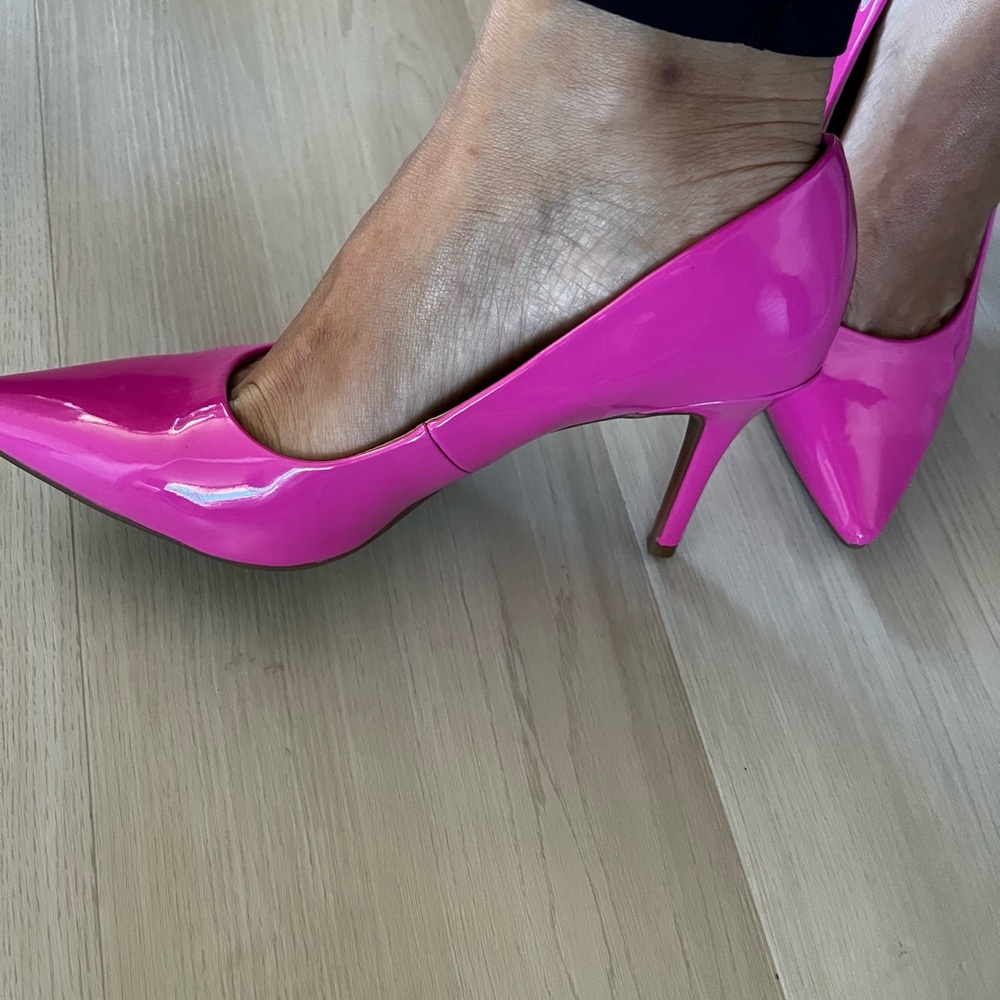 I.N.C. International Concepts Womens Zitah pointy toe pump hot pink Macy’s 7.5